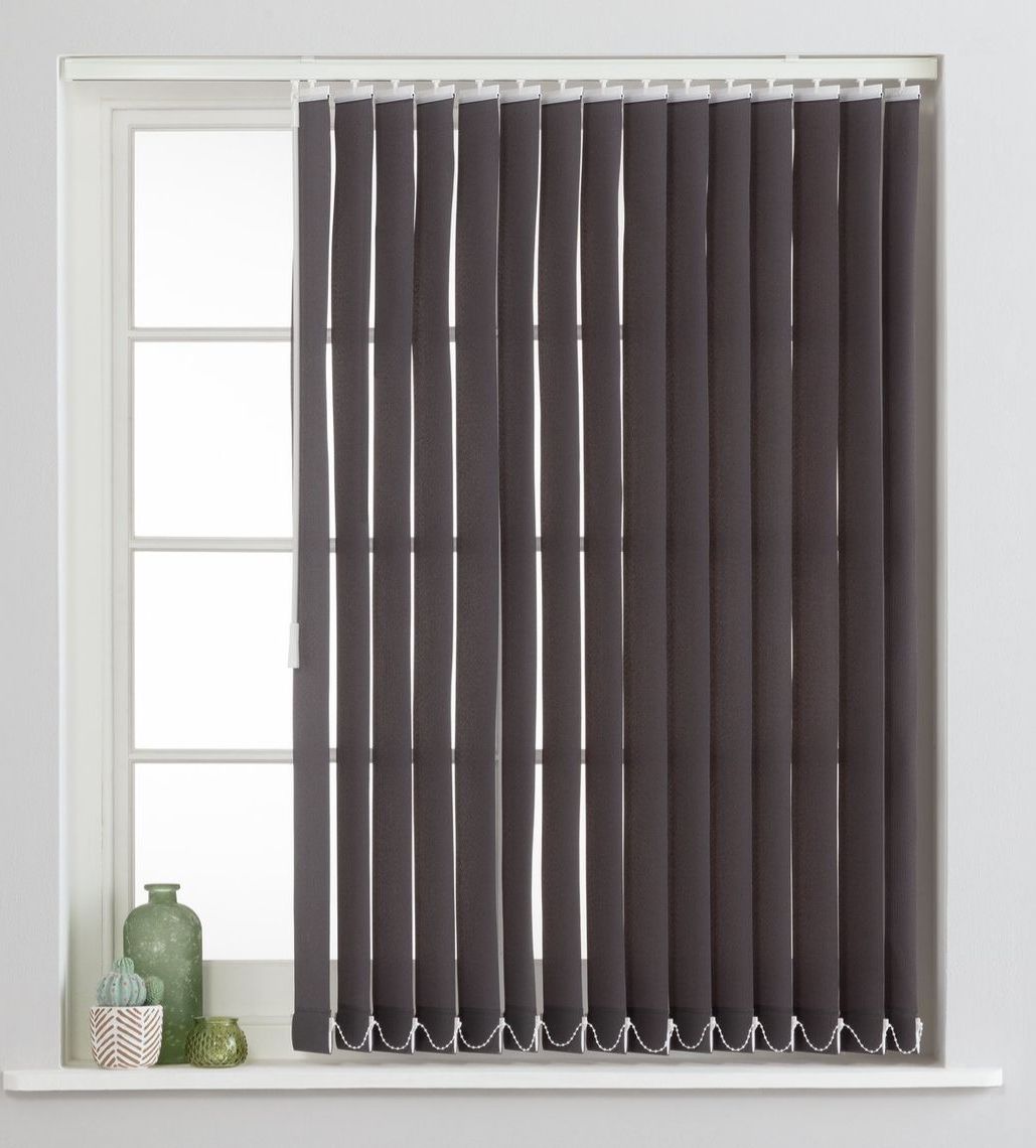 الستائر العمودية